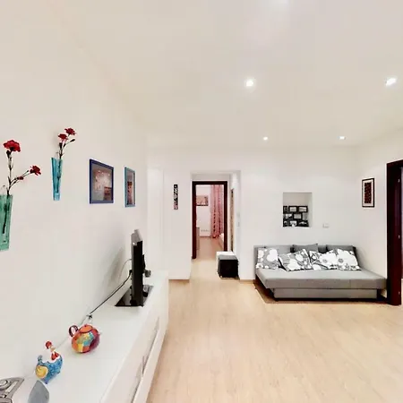 Appartement Triestevillas Galleria, Simply And Bright For 2+2
