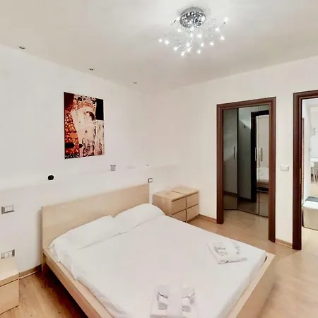 Appartement Triestevillas Galleria, Simply And Bright For 2+2