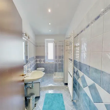 Appartement Triestevillas Galleria, Simply And Bright For 2+2 Triëst